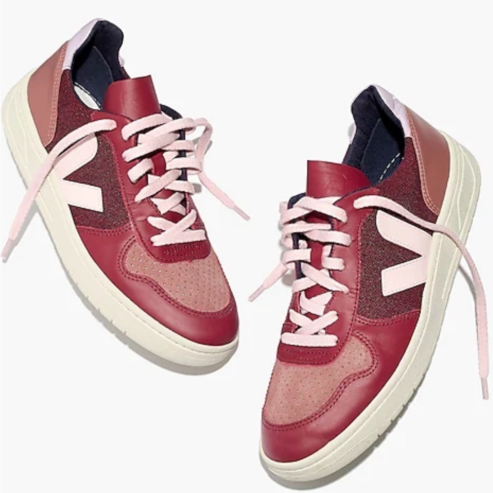 Veja | V-10 Sneakers Leather Pixel Sz 38/7‎